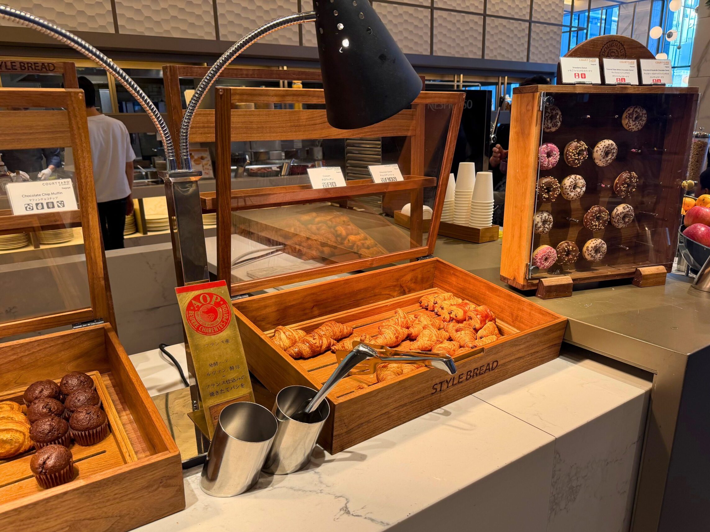 コートヤード名古屋の朝食ビュッフェ|STYLE BREAD のクロワッサンとドーナツ