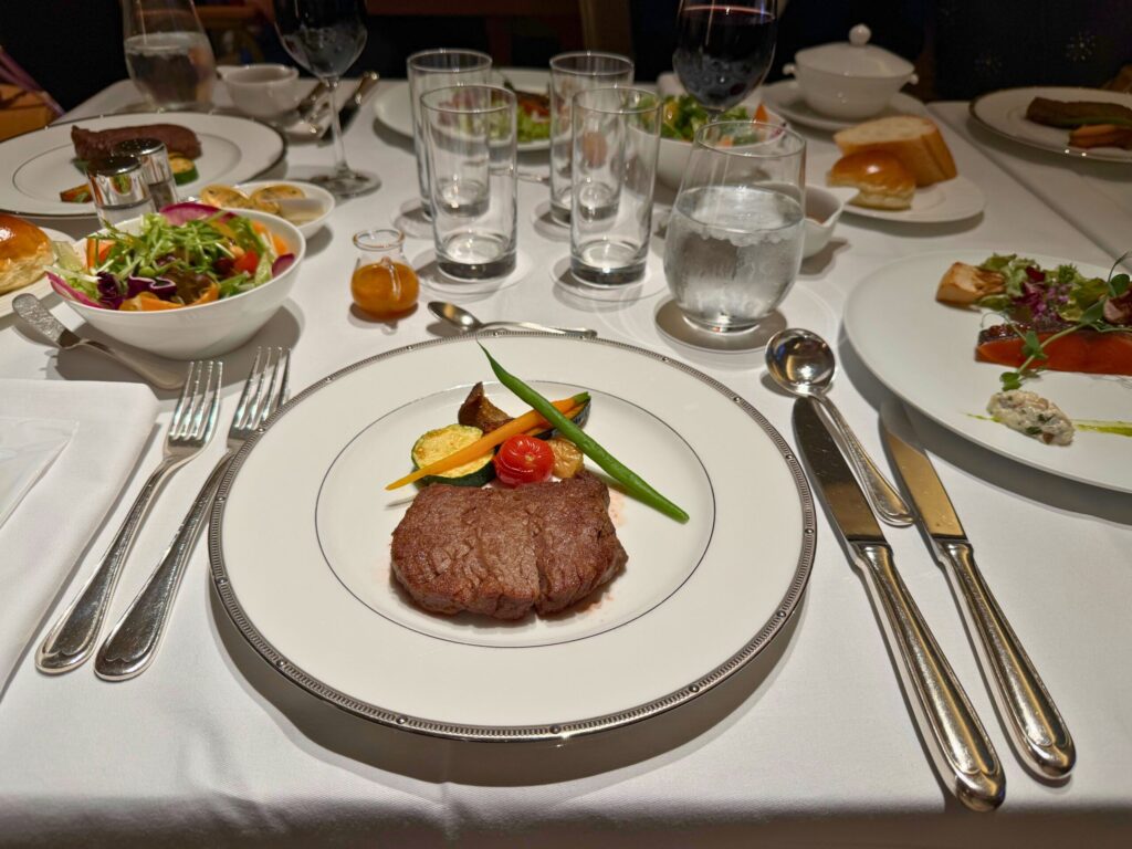 名古屋マリオットアソシアホテルのルームサービスディナー「フェリーチェ」