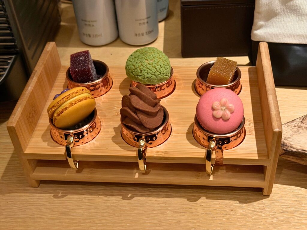 上海エディションのウェルカムスイーツ